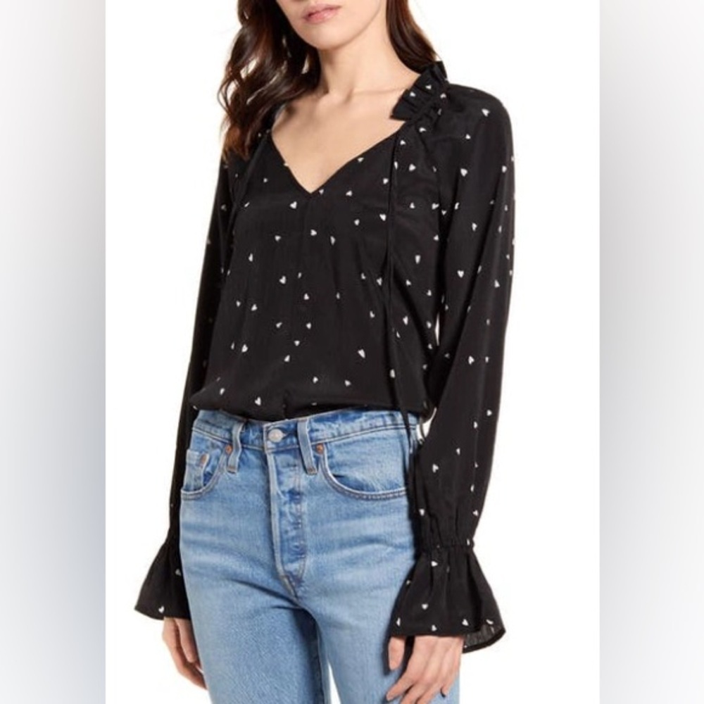 MINKPINK Me & You Heart Print Satin‎ Top Black White Long Sleeve Size Medium